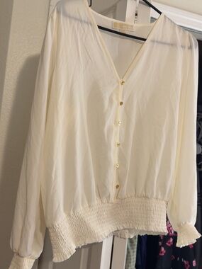 MICHAEL Michael Kors Ivory Button-Front V-Neck Blouse